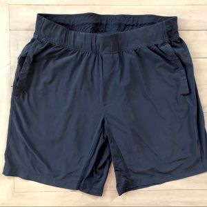 Men’s Lululemon Lined Shorts - 9”